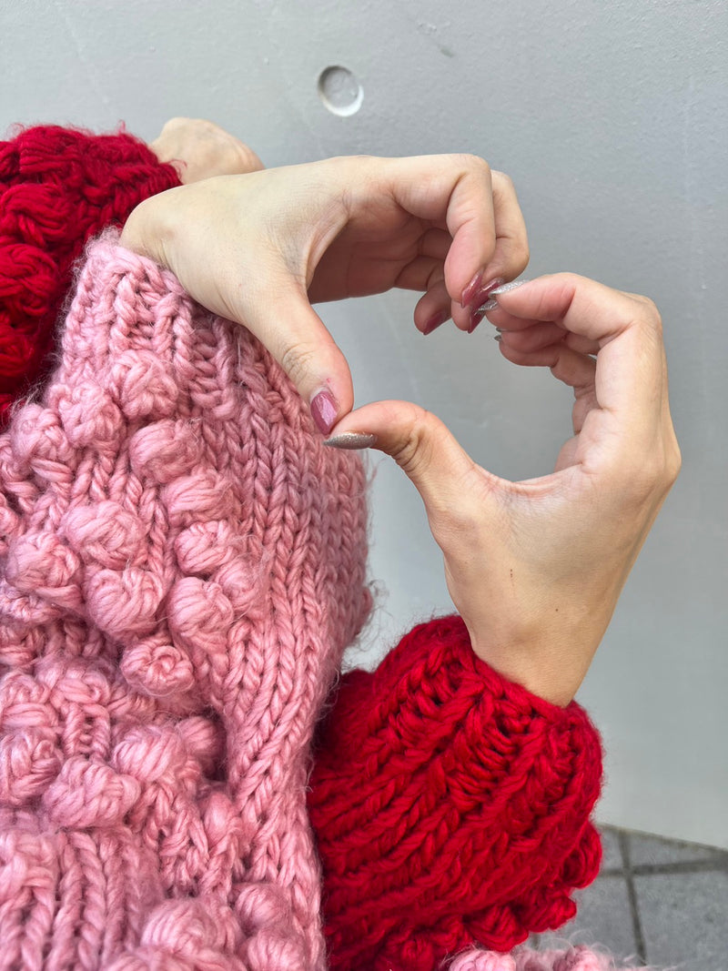 【Ranking NO.1】《即納》 heart pompon knit
