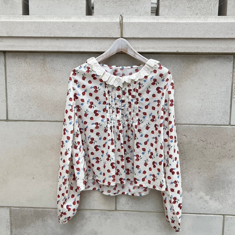 20％OFF《即納》strawberry blouse